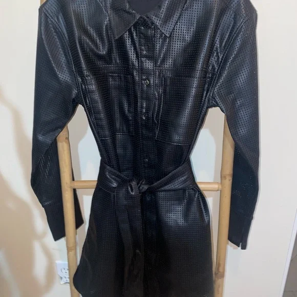 Good American Committed to Fit mini Dress NWT - Picture 8 of 8